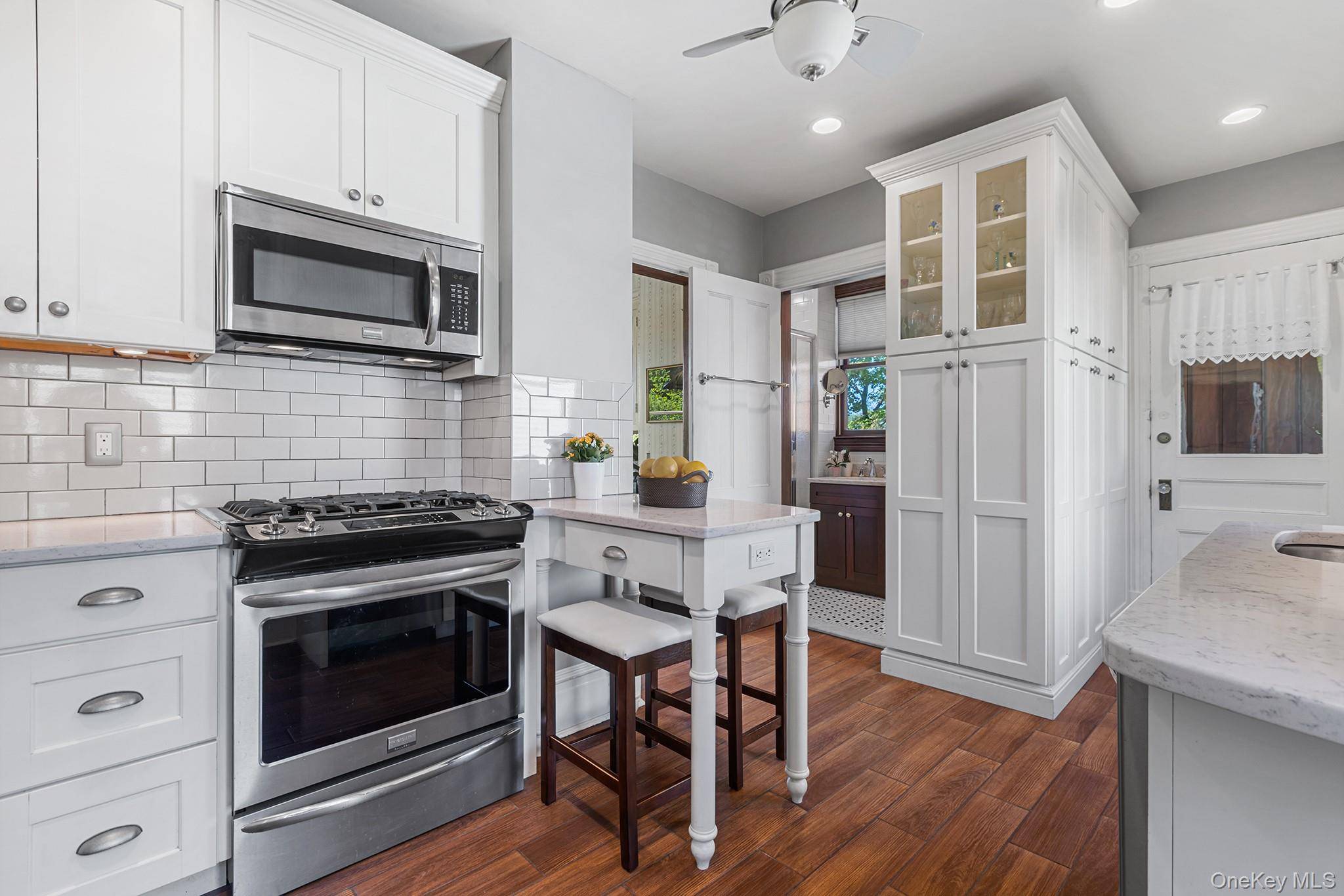 3 Bedroom Home for Sale in White Plains - New York - USA - 6