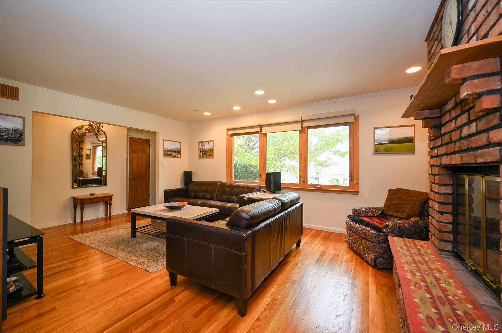 Casa de 3 Dormitorios en Venta en Whitestone - Nueva York - EE. UU. - 5