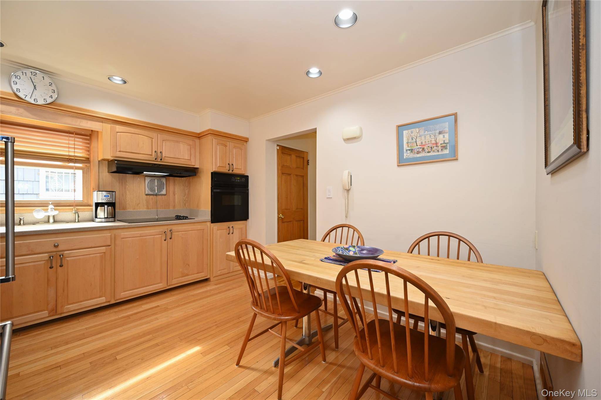 Casa de 3 Dormitorios en Venta en Whitestone - Nueva York - EE. UU. - 8