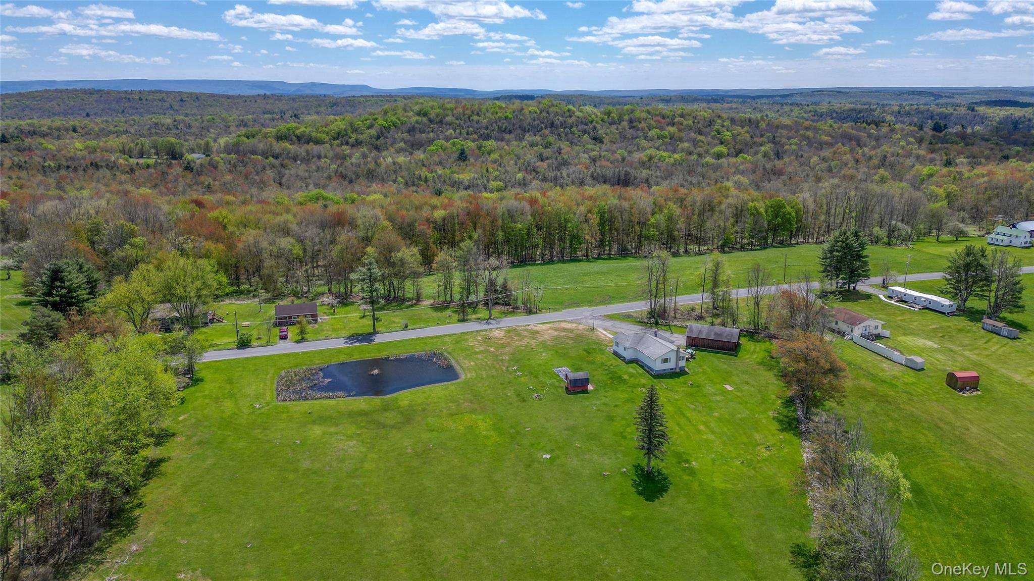 Casa de 3 Dormitorios en Venta en Woodbourne - Nueva York - EE. UU. - 3