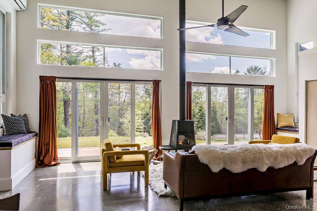 3 Bedroom Home for Sale in Woodstock - New York - USA - 5