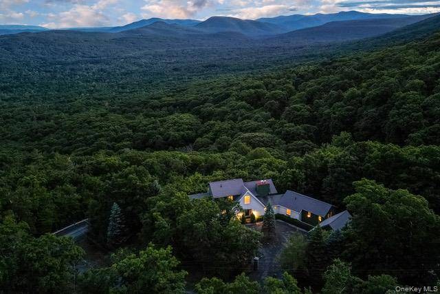 Casa com 3 Quartos à Venda em Woodstock - Nova Iorque - EUA - 8