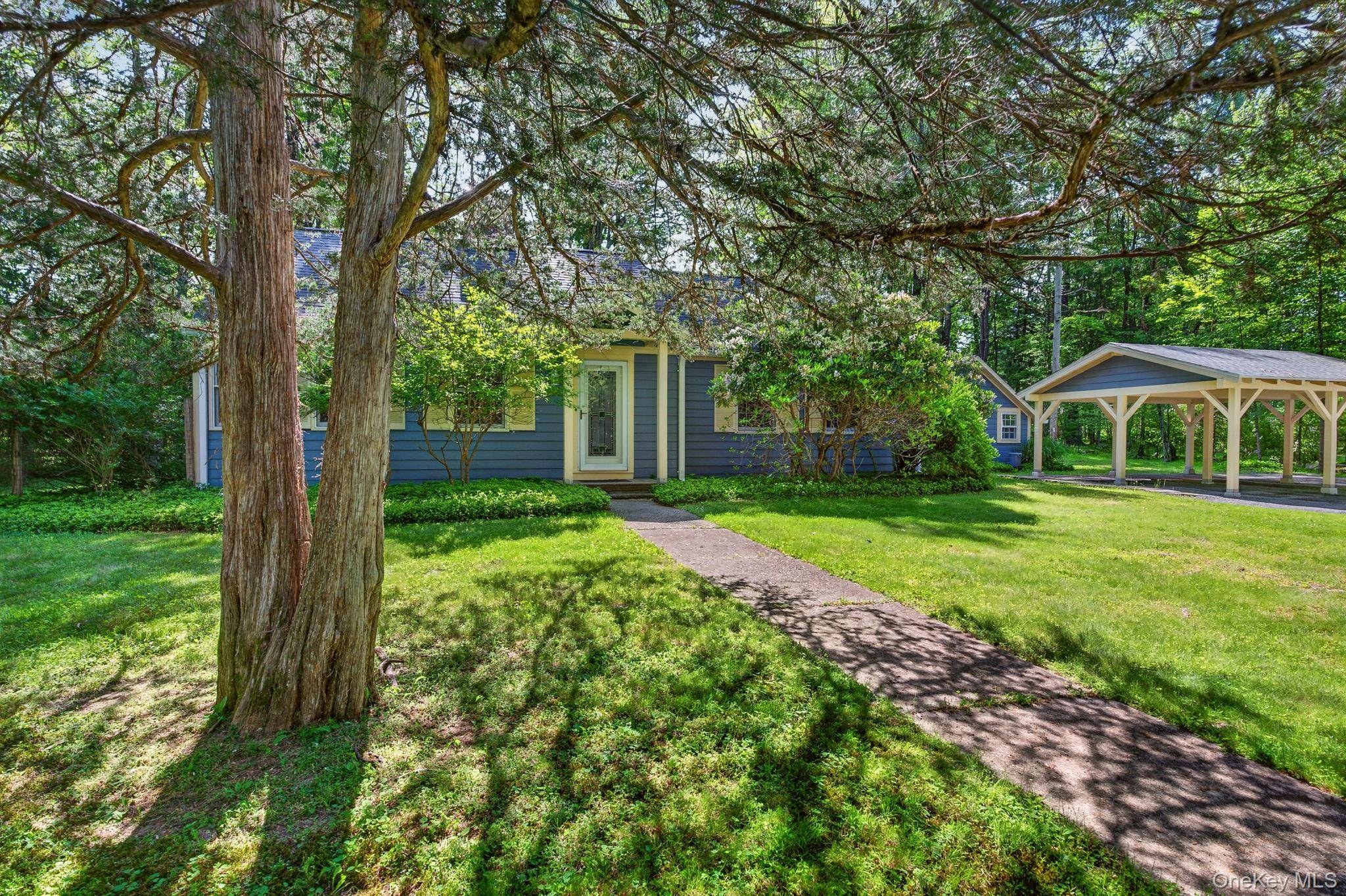 Casa com 3 Quartos à Venda em Woodstock - Nova Iorque - EUA - 1