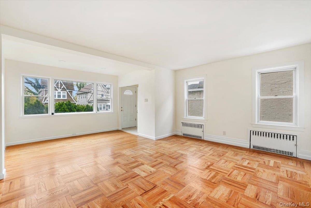 Casa com 3 Quartos à Venda em Yonkers - Nova Iorque - EUA - 7