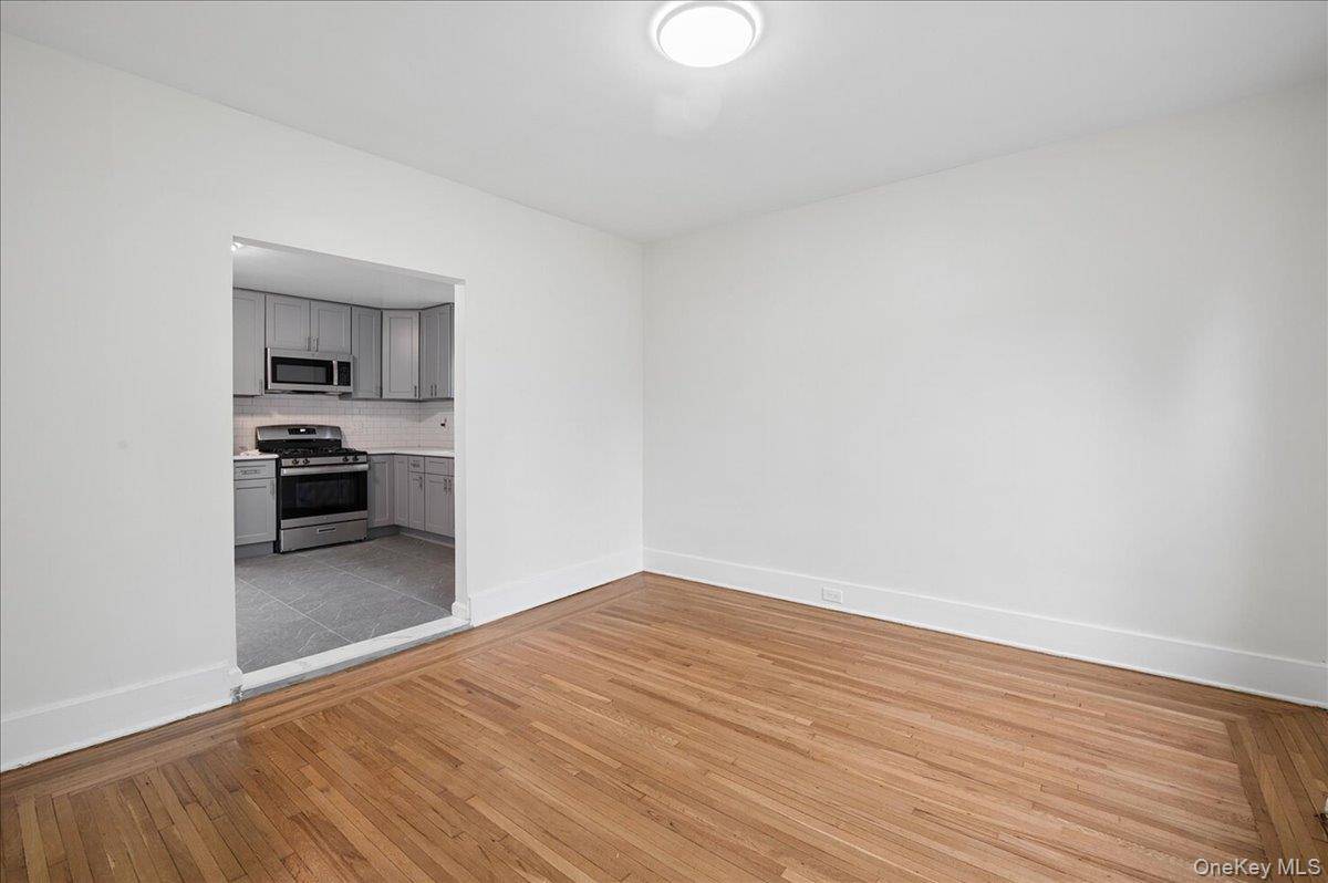 Casa com 3 Quartos à Venda em Yonkers - Nova Iorque - EUA - 7