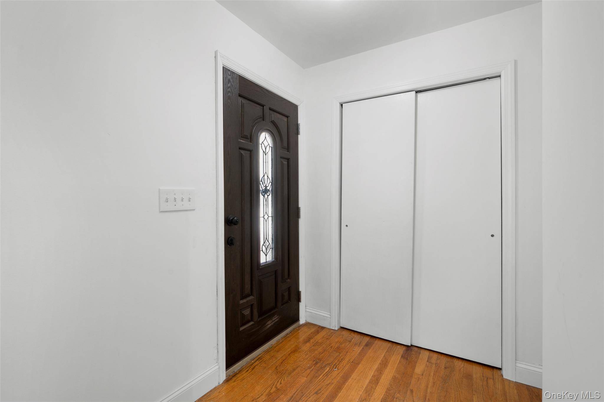 3 Bedroom Home for Sale in Yonkers - New York - USA - 6