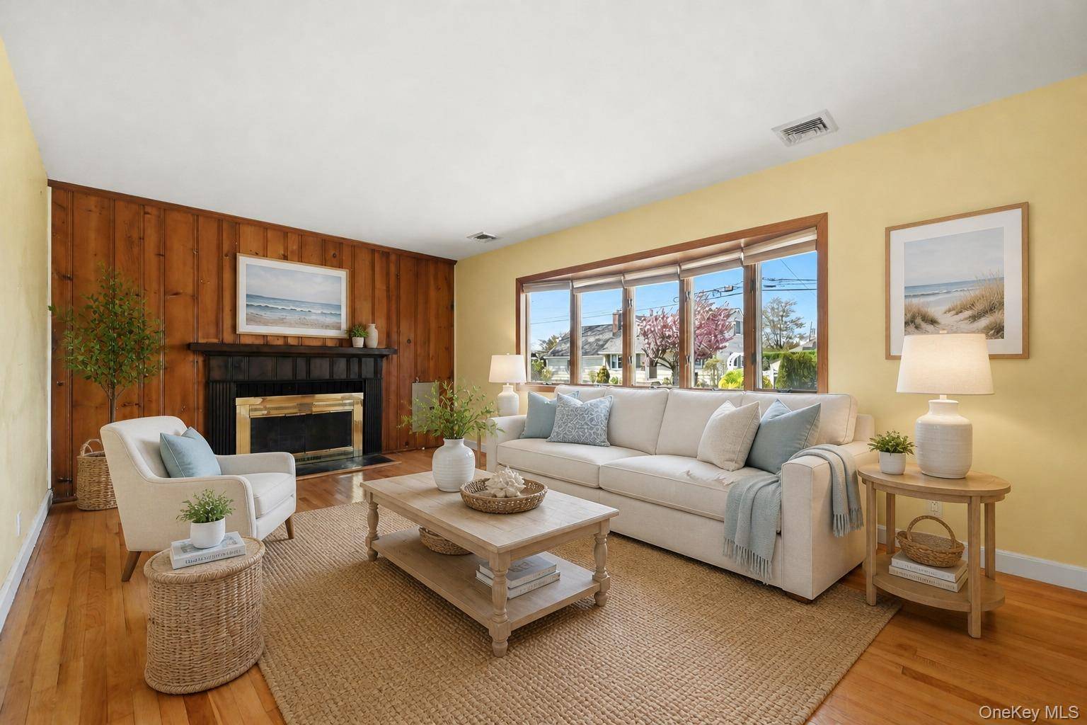 Casa de 4 Dormitorios Frente al Mar en Venta en Amityville - Nueva York - EE. UU. - 5