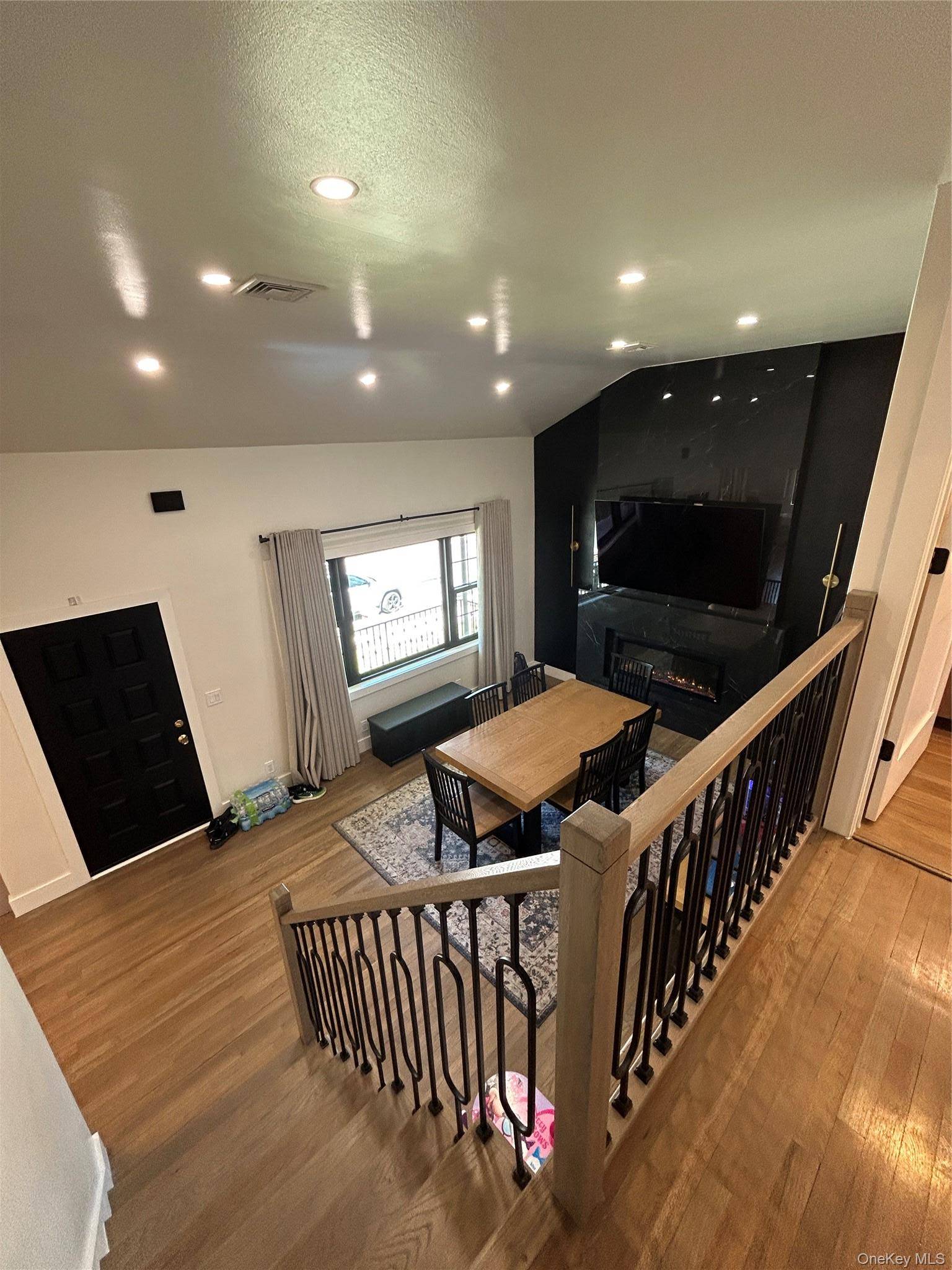 Casa de 4 Dormitorios Frente al Mar en Venta en Bronx - Nueva York - EE. UU. - 3