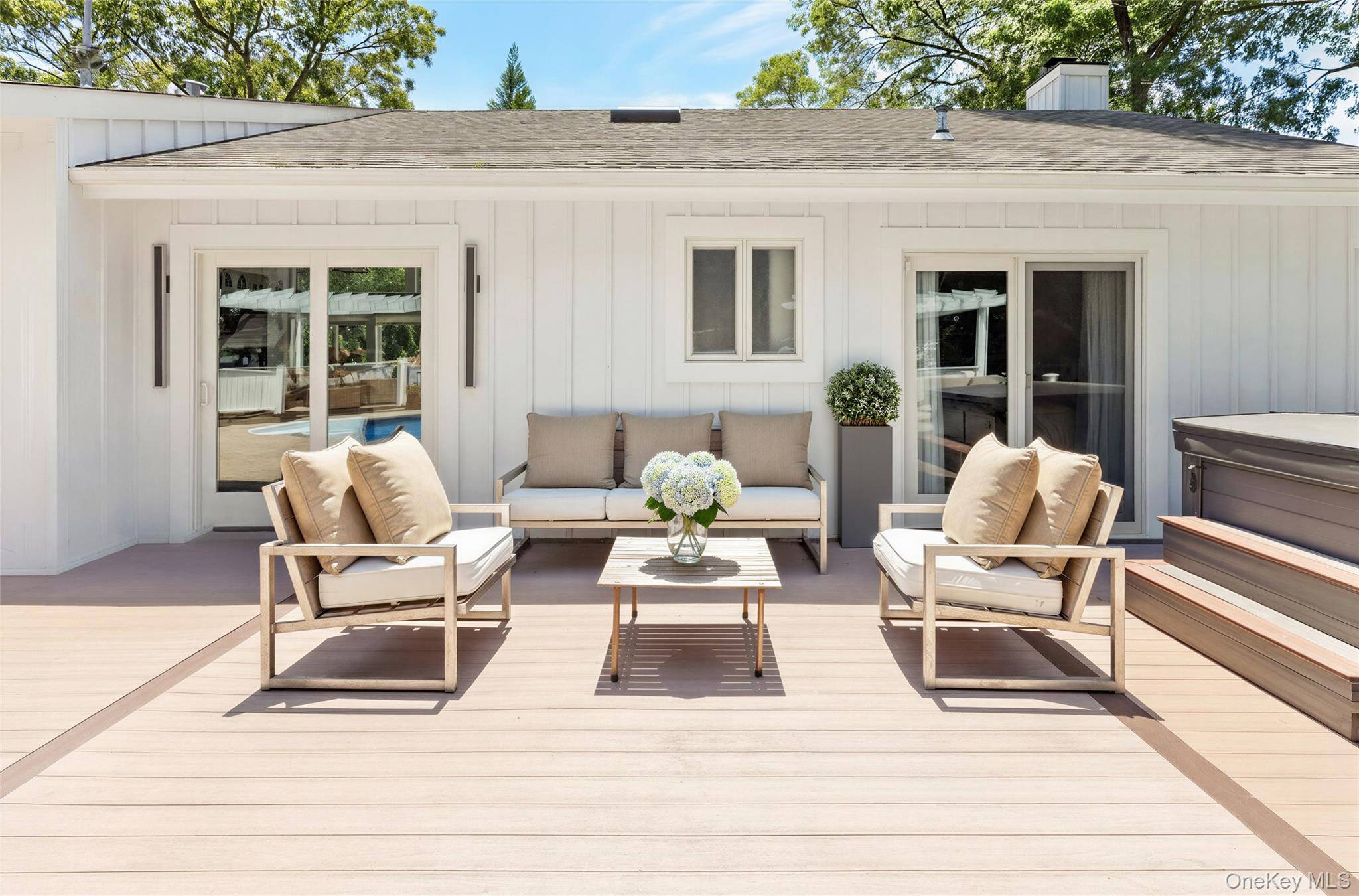 Casa de 4 Dormitorios Frente al Mar en Venta en East Quogue - Nueva York - EE. UU. - 5