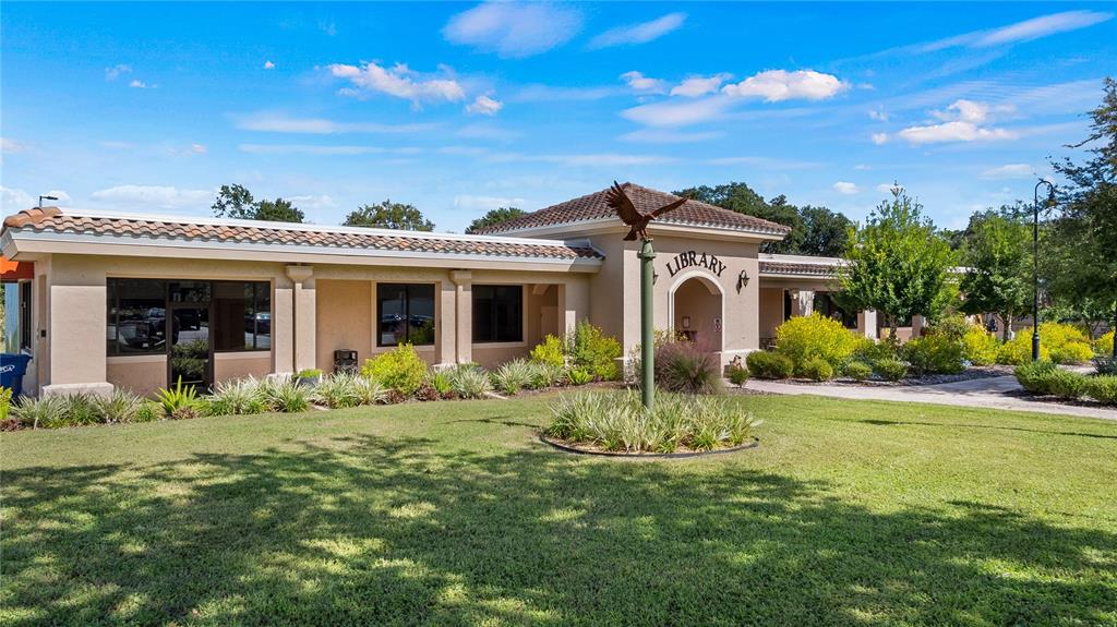 Maison de 4 Chambres au Bord de l'Eau à Vendre à Howey In The Hills - Floride - États-Unis - 4