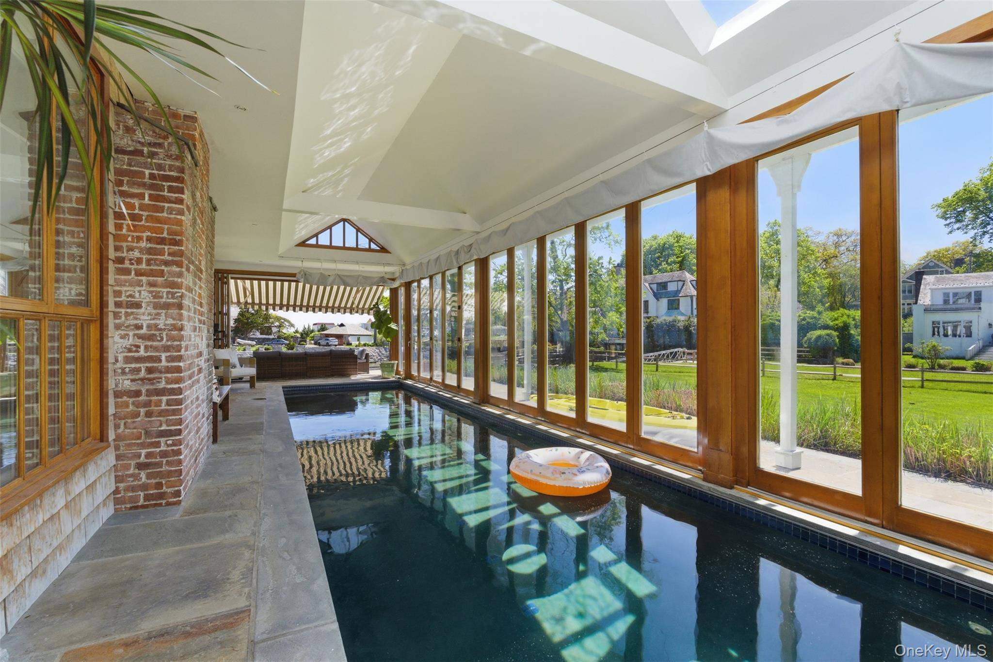 Casa com 4 Quartos à Beira-Mar à Venda em Larchmont - Nova Iorque - EUA - 6