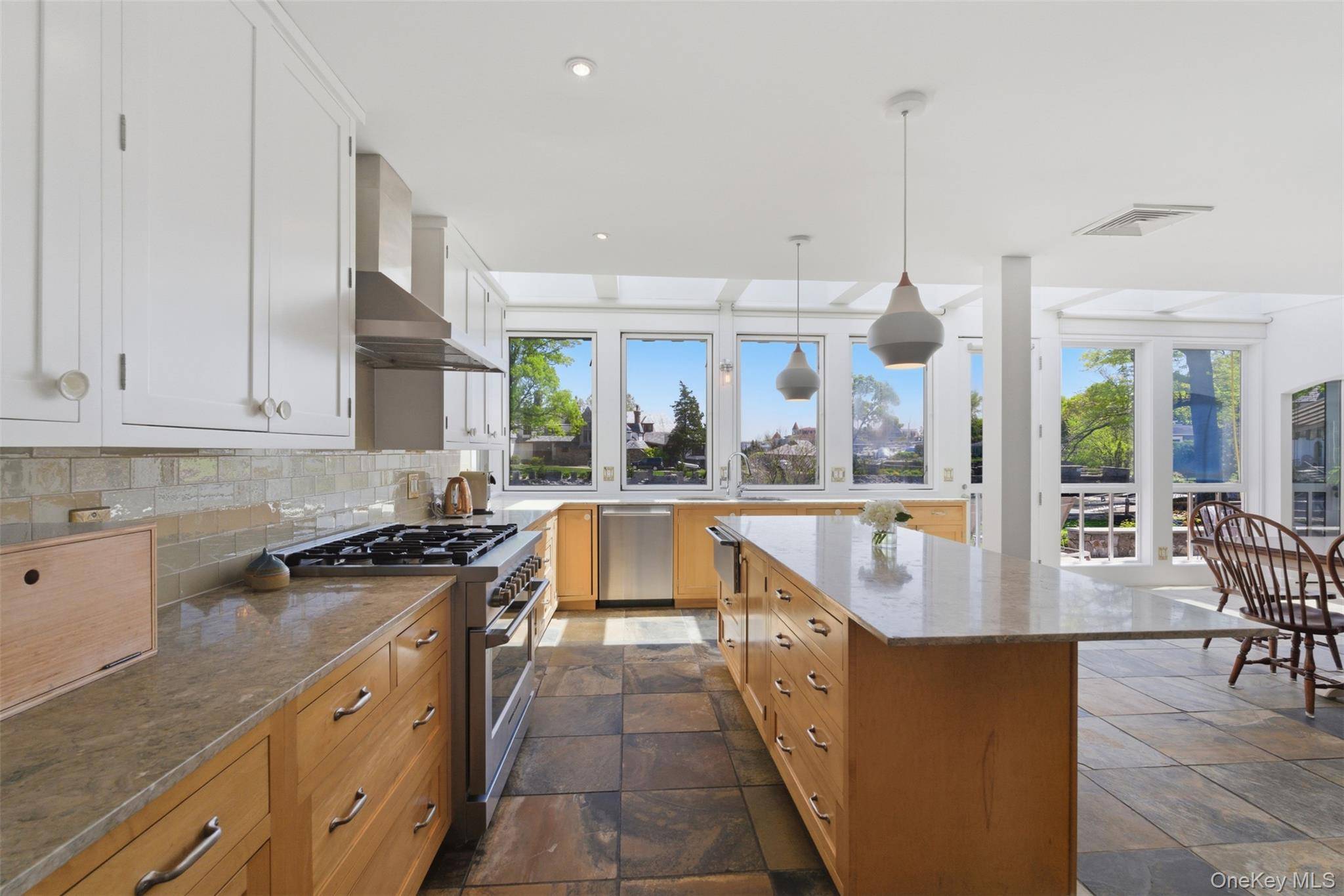 Casa com 4 Quartos à Beira-Mar à Venda em Larchmont - Nova Iorque - EUA - 8