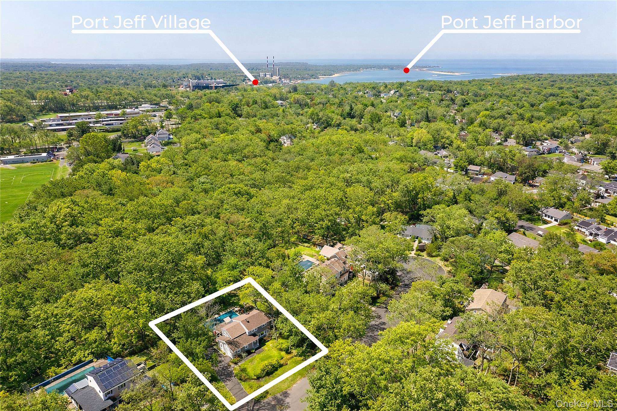 Casa com 4 Quartos à Beira-Mar à Venda em Port Jefferson - Nova Iorque - EUA - 3