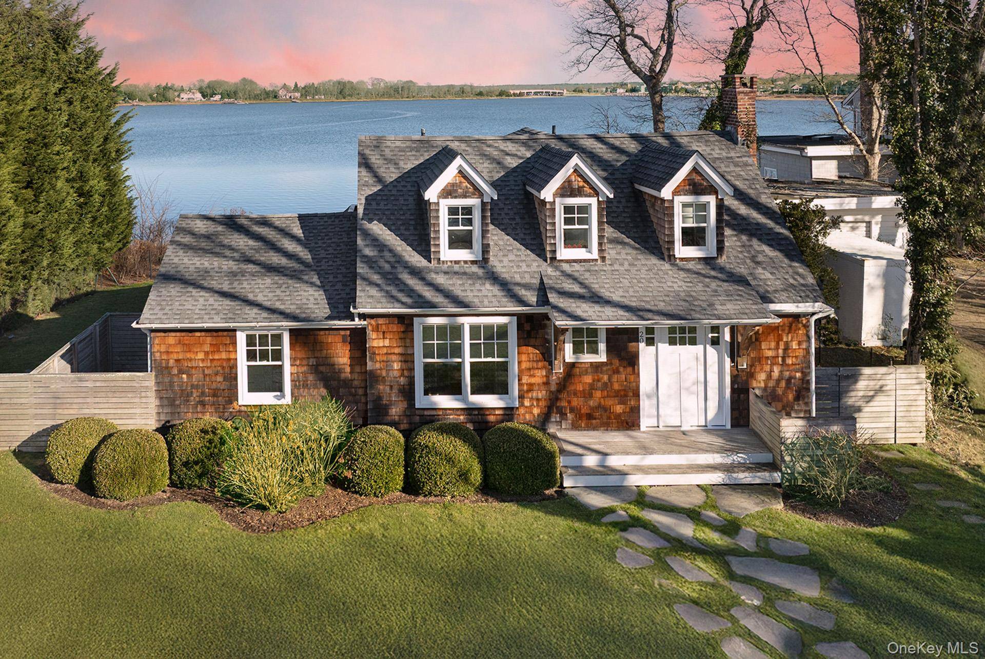 Maison 4 Chambres en Bord de Mer à Vendre à Sag Harbor - New York - USA - 1