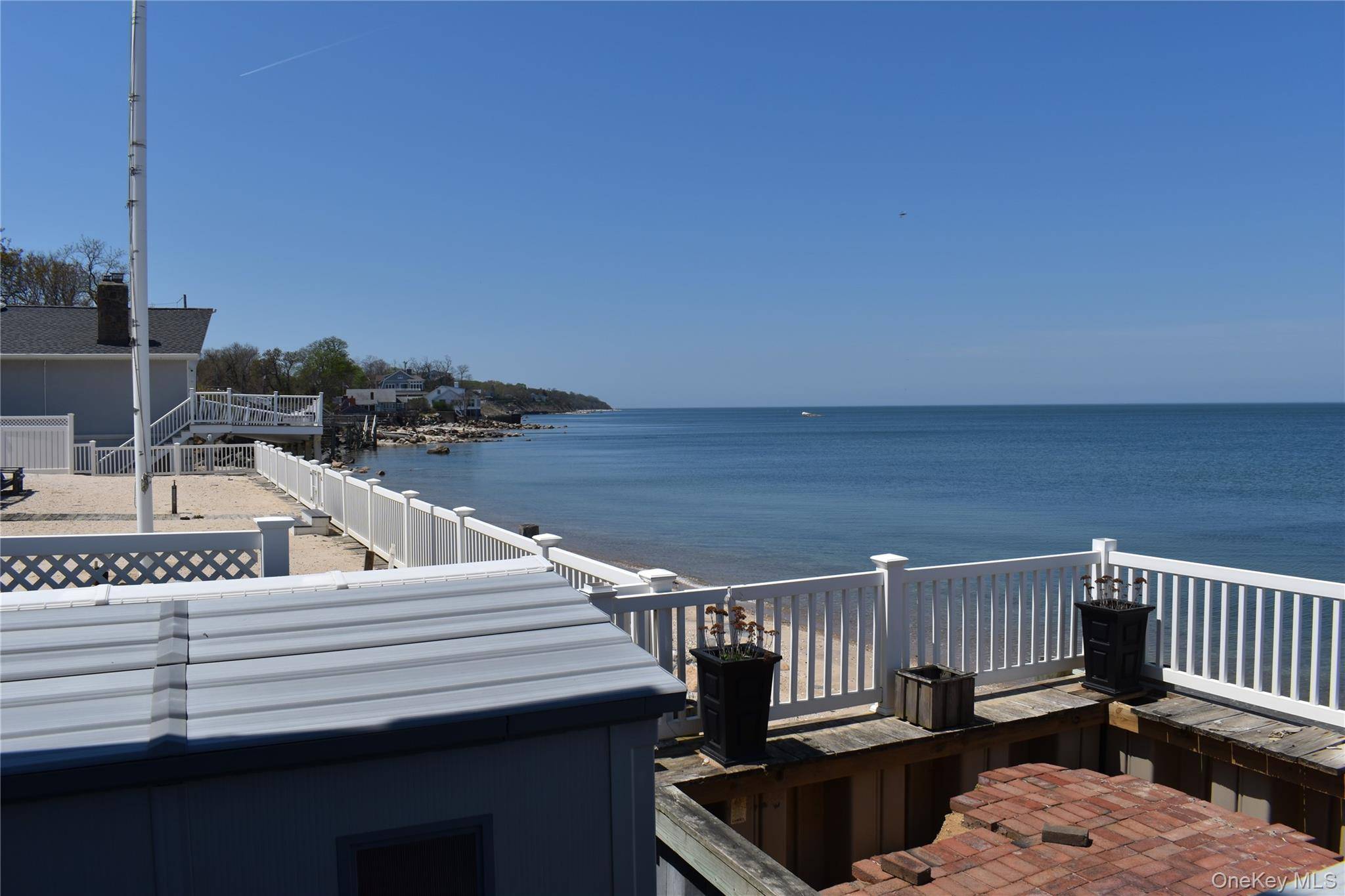 Casa com 4 Quartos à Beira-Mar à Venda em Southold - Nova Iorque - EUA - 7