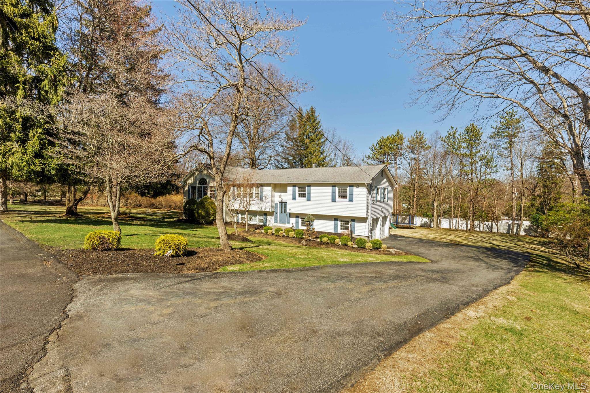 4 Bedroom Home for Sale in Airmont - New York - USA - 2