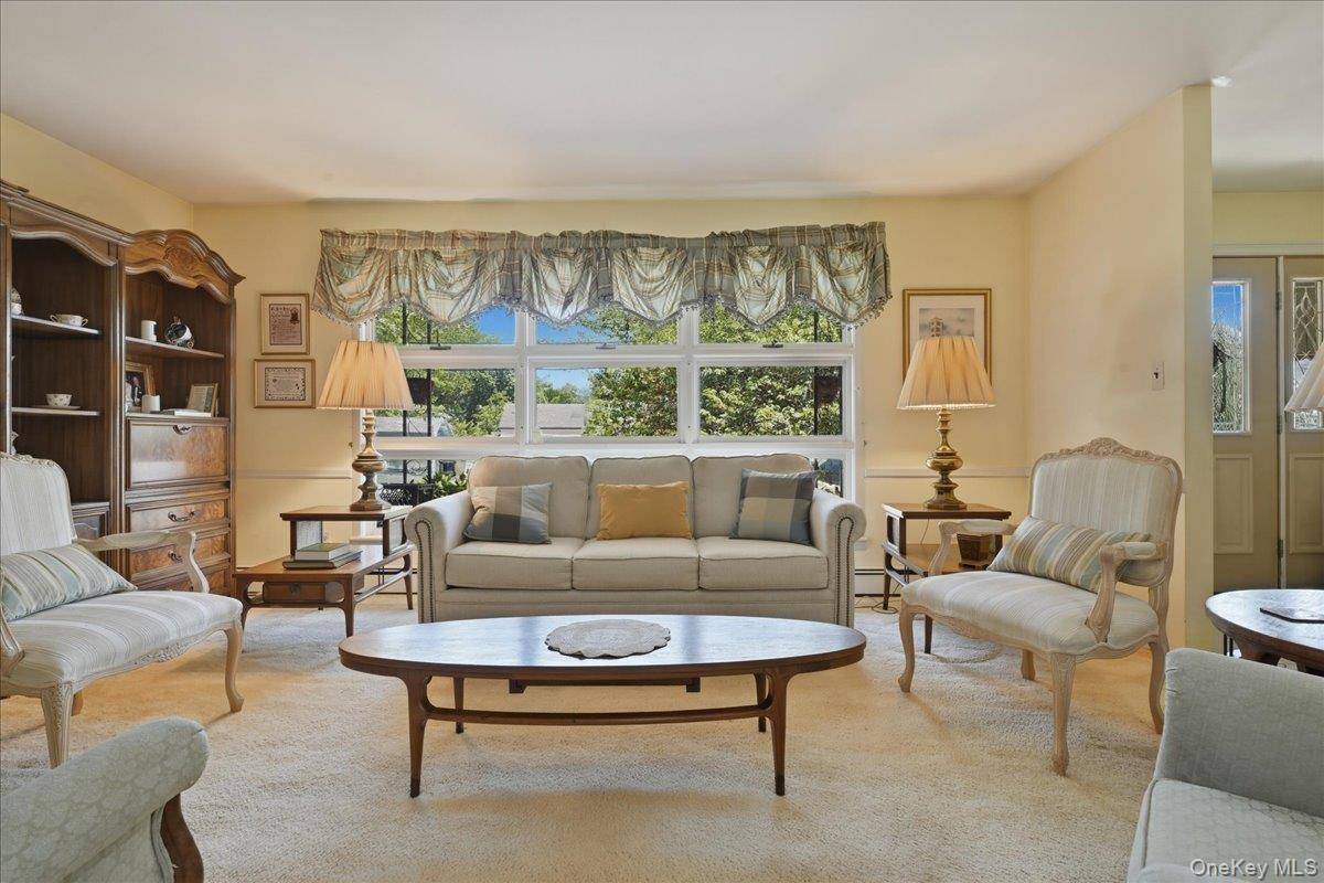 Casa com 4 Quartos à Venda em Amityville - Nova Iorque - EUA - 7