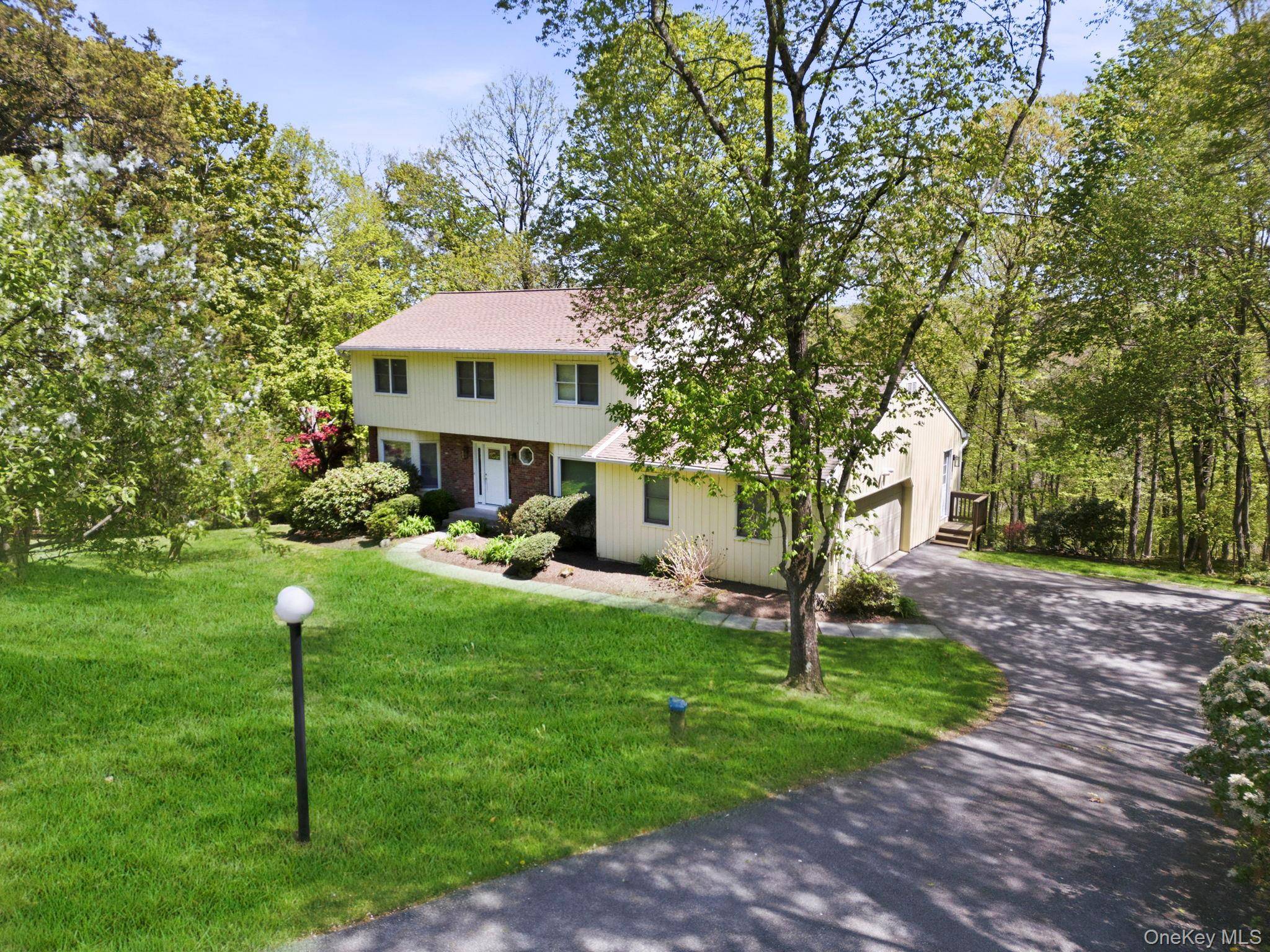 Casa com 4 Quartos à Venda em Armonk - Nova Iorque - EUA - 2
