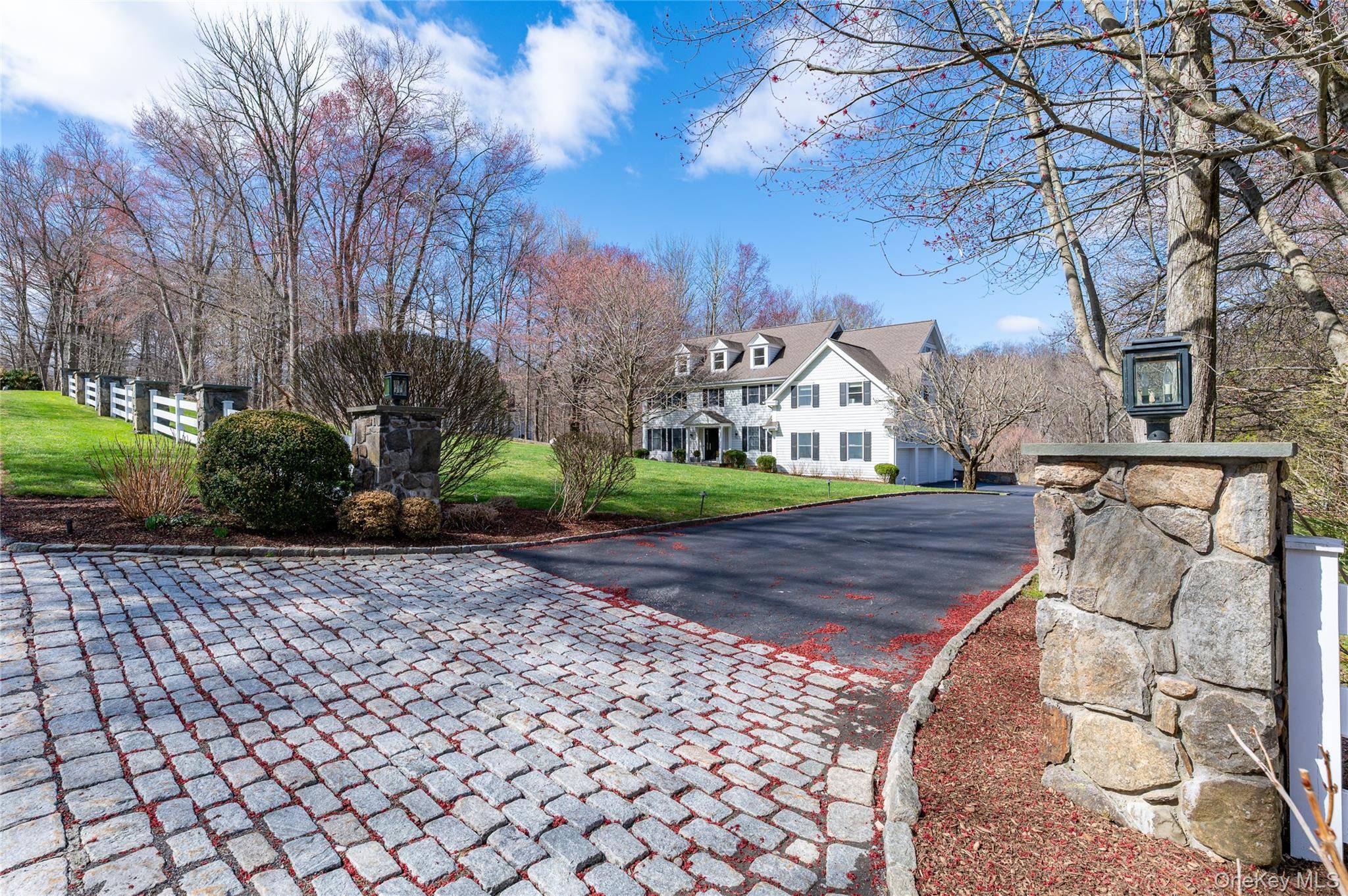 Casa com 4 Quartos à Venda em Armonk - Nova Iorque - EUA - 2