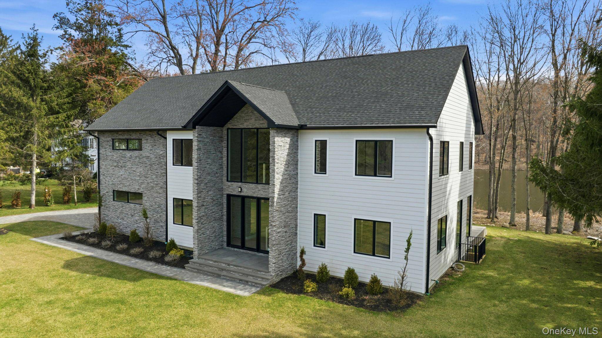 Casa com 4 Quartos à Venda em Armonk - Nova Iorque - EUA - 1