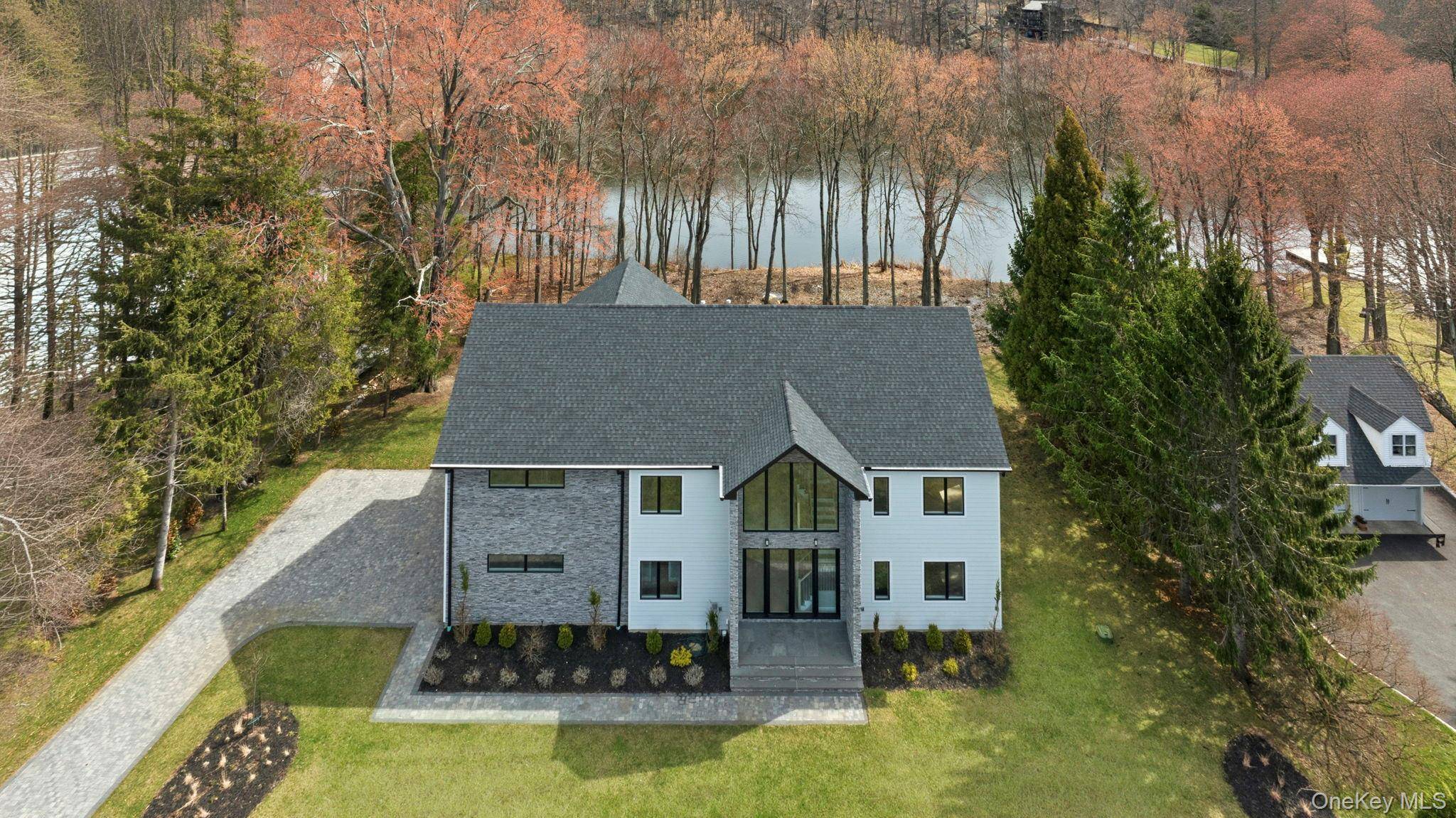 Casa com 4 Quartos à Venda em Armonk - Nova Iorque - EUA - 2