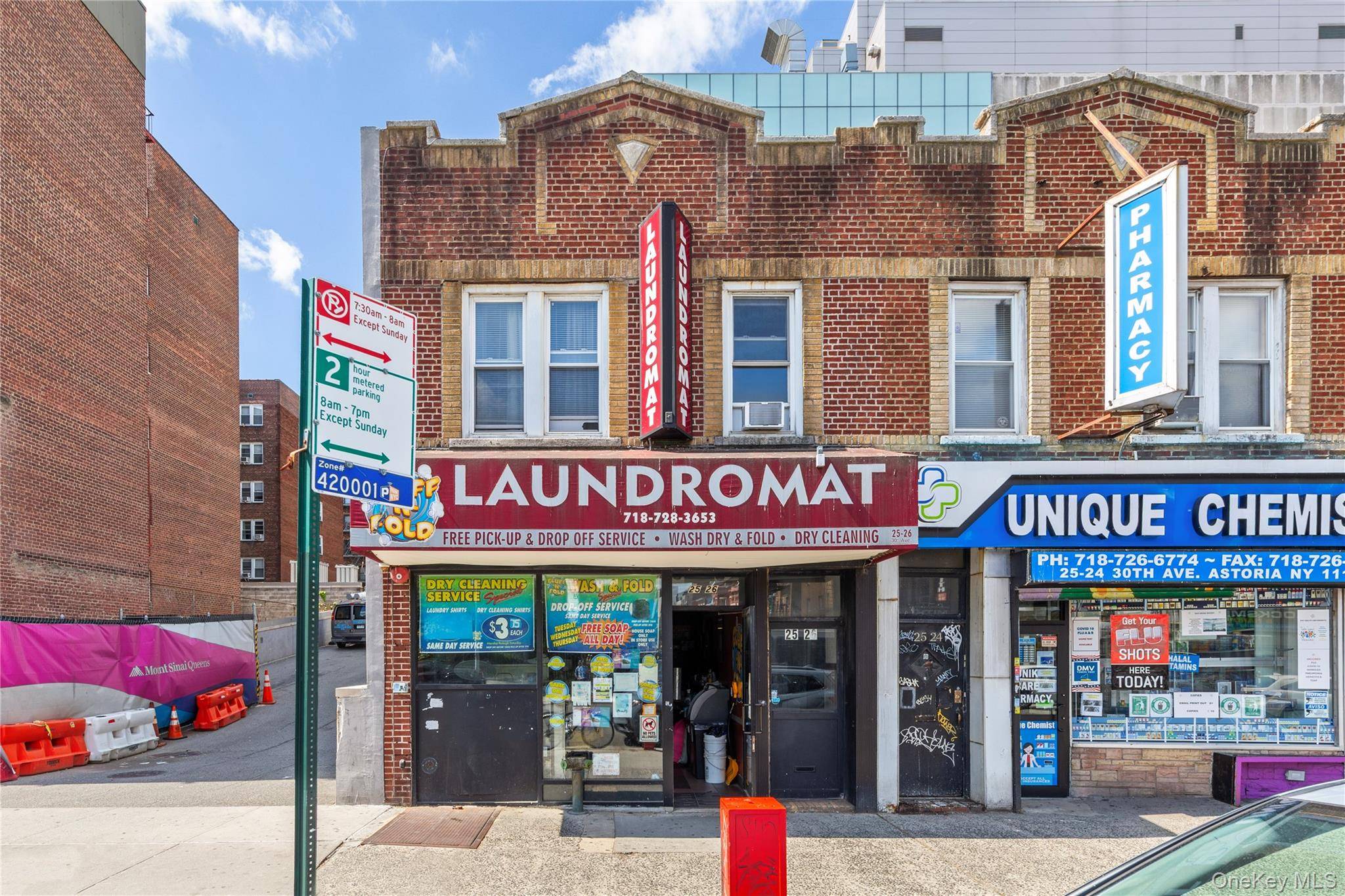 Casa de 4 Dormitorios en Venta en Astoria - Nueva York - EE. UU. - 1