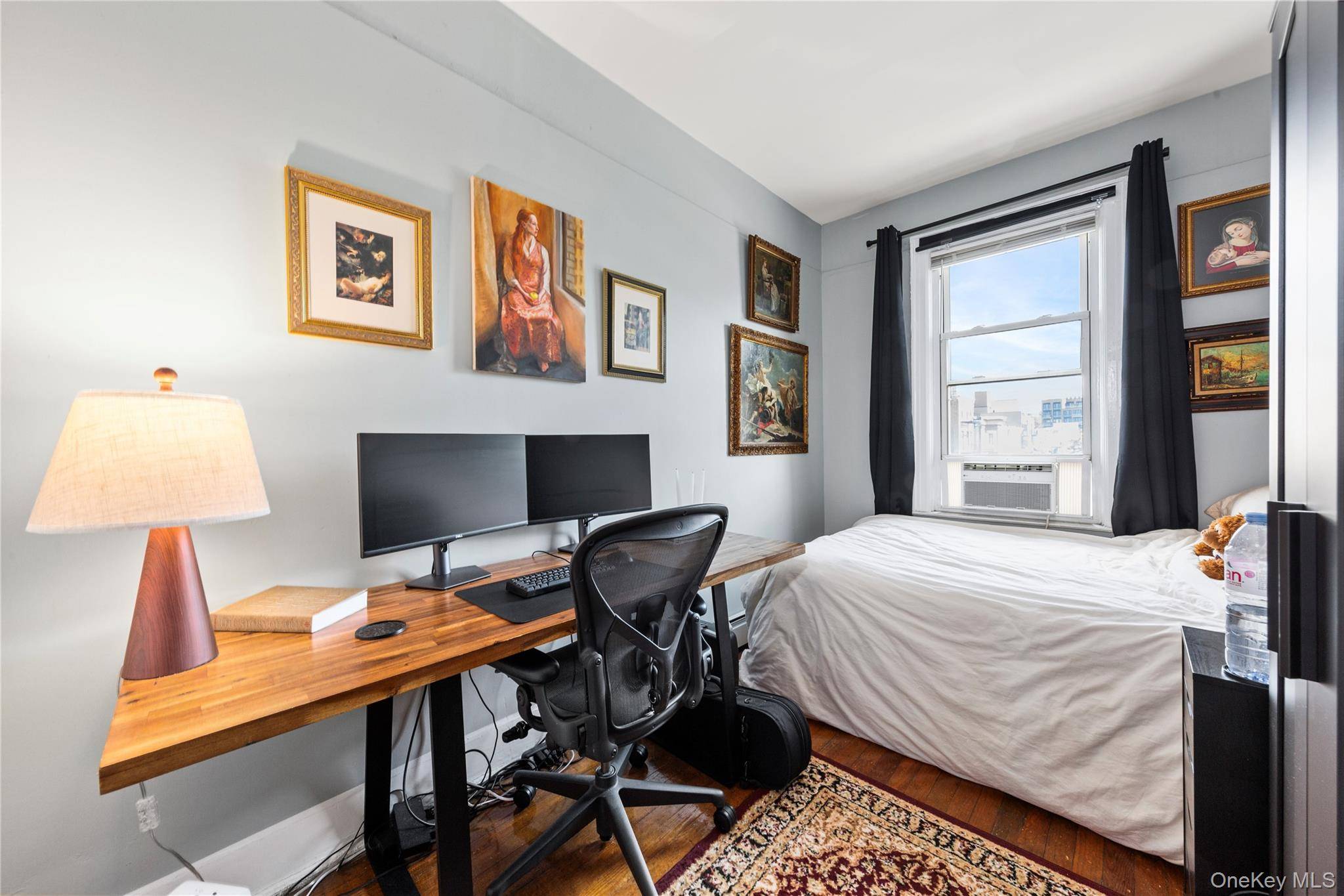 Casa de 4 Dormitorios en Venta en Astoria - Nueva York - EE. UU. - 8