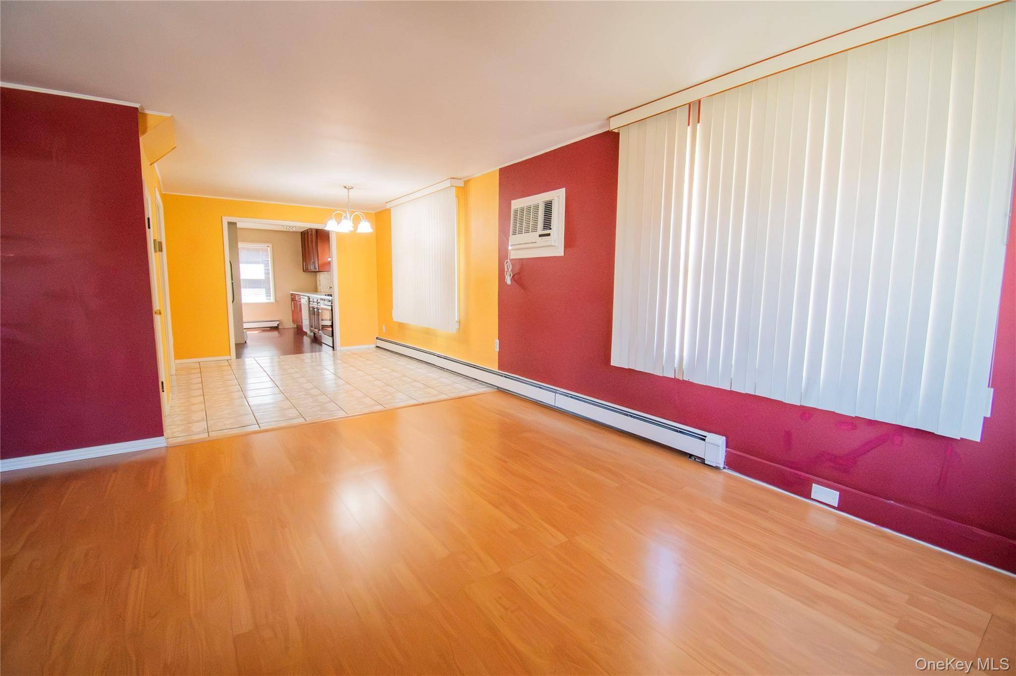 Casa com 4 Quartos à Venda em Baldwin - Nova Iorque - EUA - 3