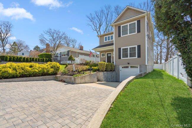 Casa com 4 Quartos à Venda em Bayville - Nova Iorque - EUA - 1