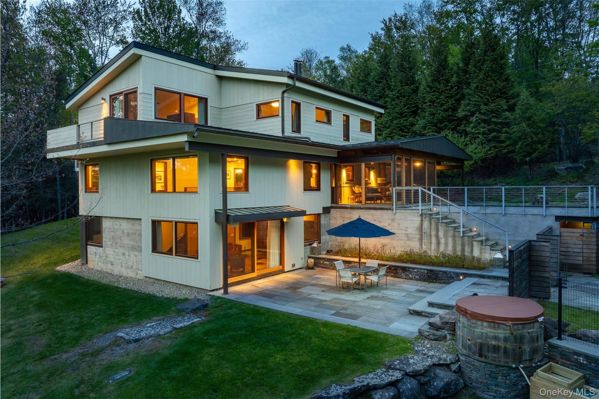 Casa com 4 Quartos à Venda em Bearsville - Nova Iorque - EUA - 3