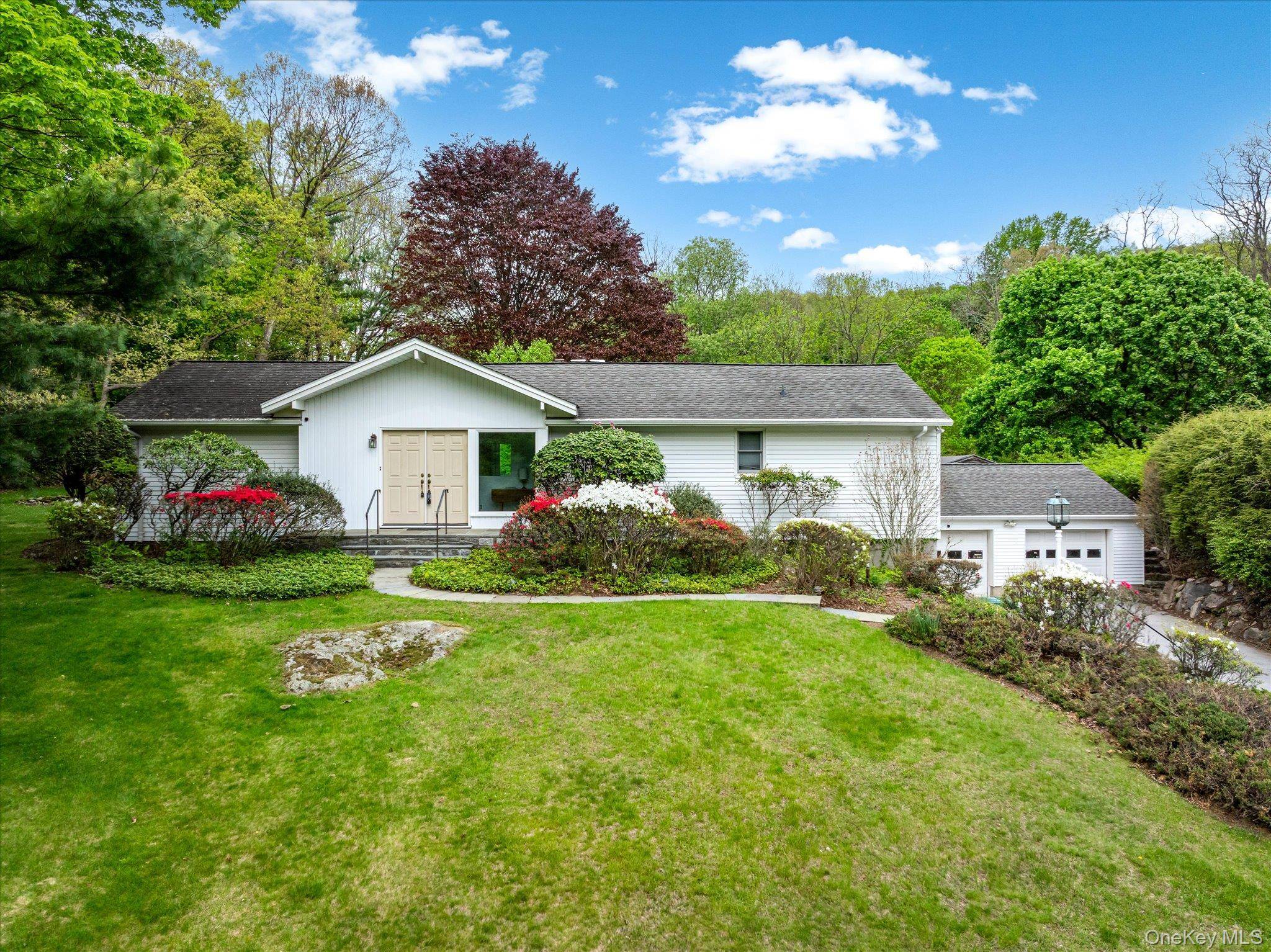 4 Bedroom Home for Sale in Bedford Corners - New York - USA - 1