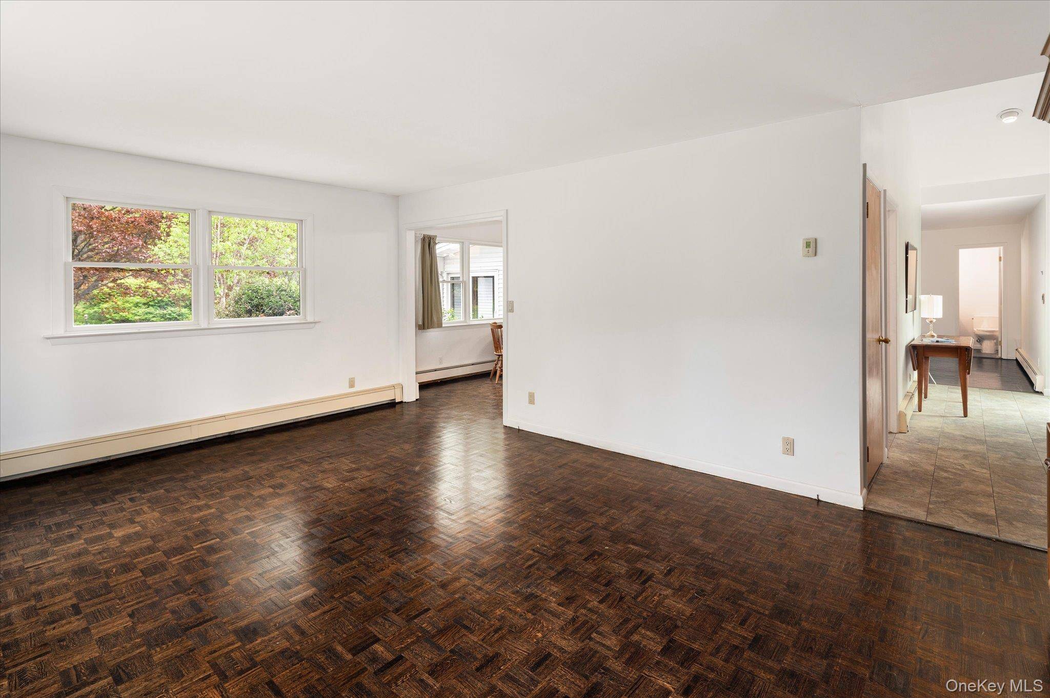4 Bedroom Home for Sale in Bedford Corners - New York - USA - 7
