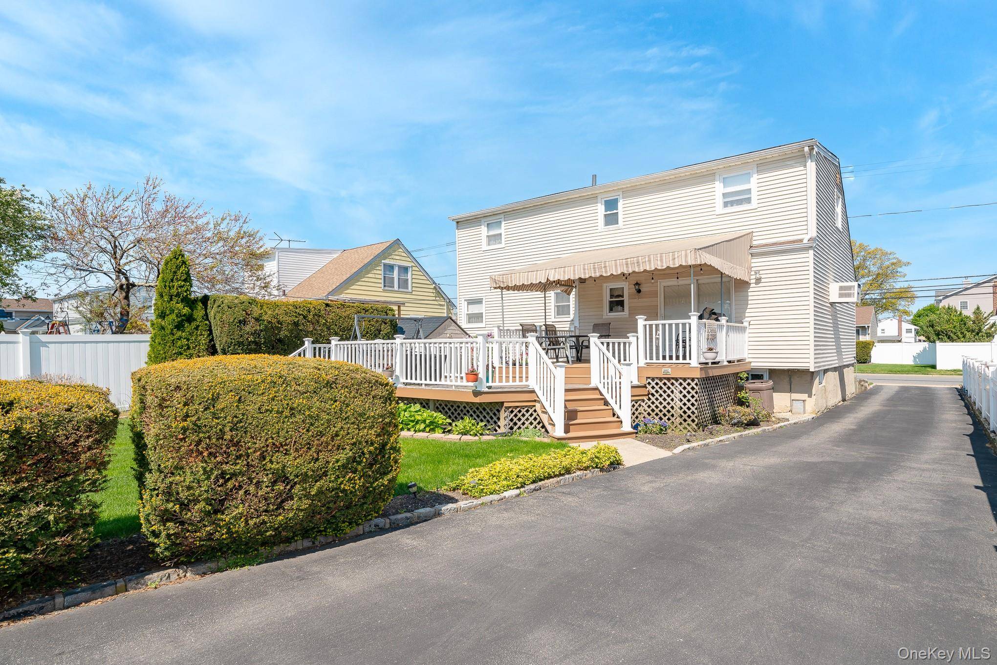Casa com 4 Quartos à Venda em Bellmore - Nova Iorque - EUA - 5