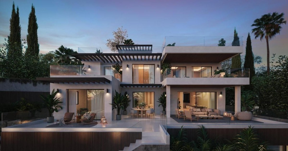Casa com 4 Quartos à Venda em Benalmádena - Costa del Sol - 1