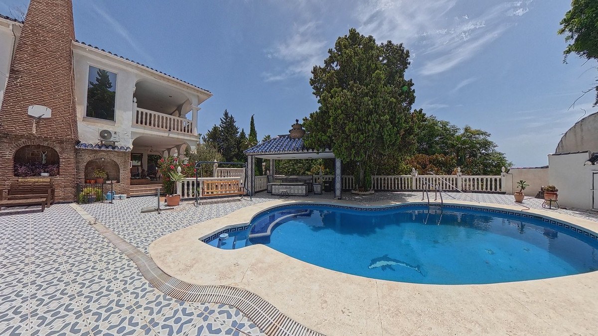 Casa com 4 Quartos à Venda em Benalmádena - Costa del Sol - 3