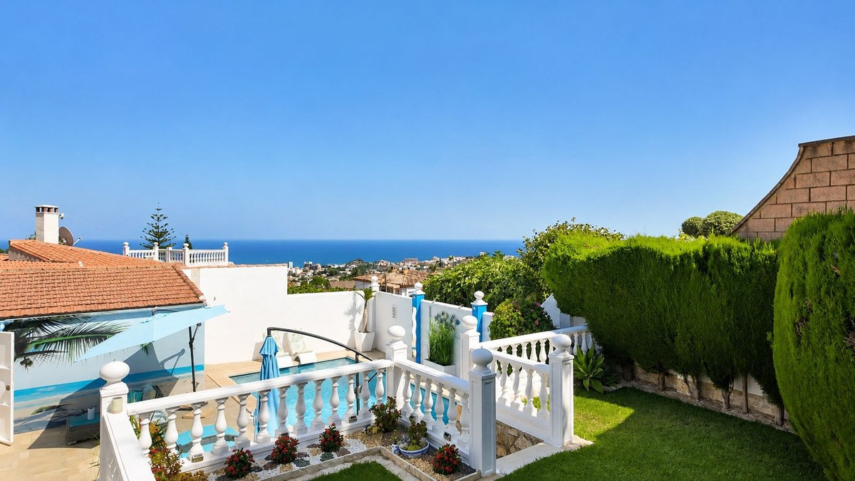 4-Bedroom House for Sale in Benalmádena, Costa del Sol - 3