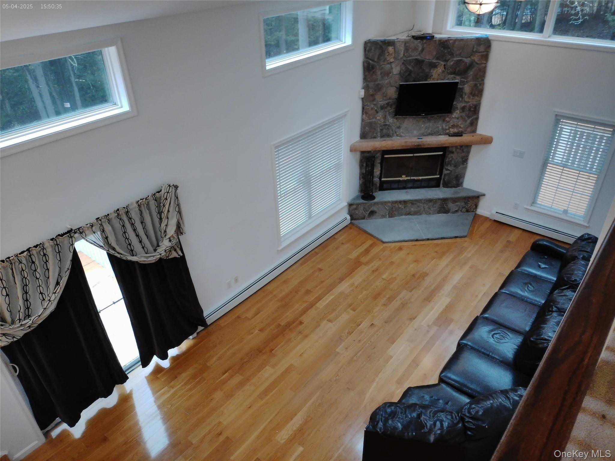 Casa de 4 Dormitorios en Venta en Bethel - Nueva York - EE. UU. - 6