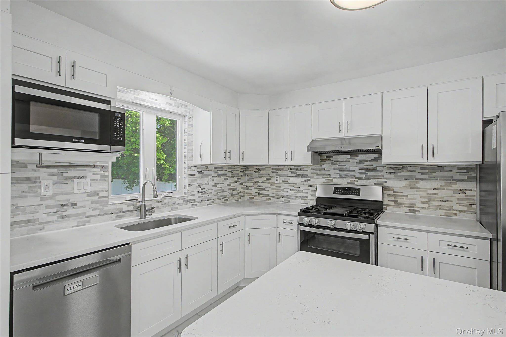 4 Bedroom Home for Sale in Blauvelt - New York - USA - 4