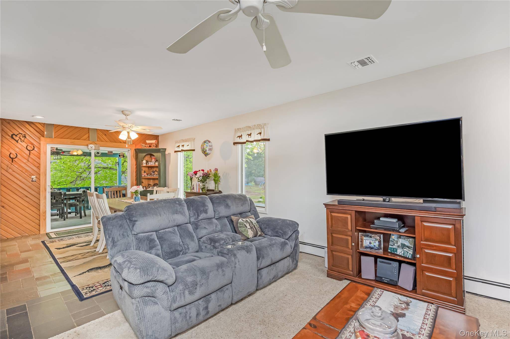 4 Bedroom Home for Sale in Bohemia - New York - USA - 8
