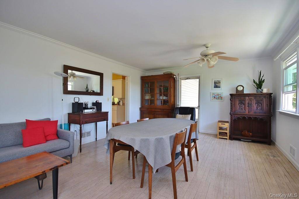 4 Bedroom Home for Sale in Briarcliff Manor - New York - USA - 7