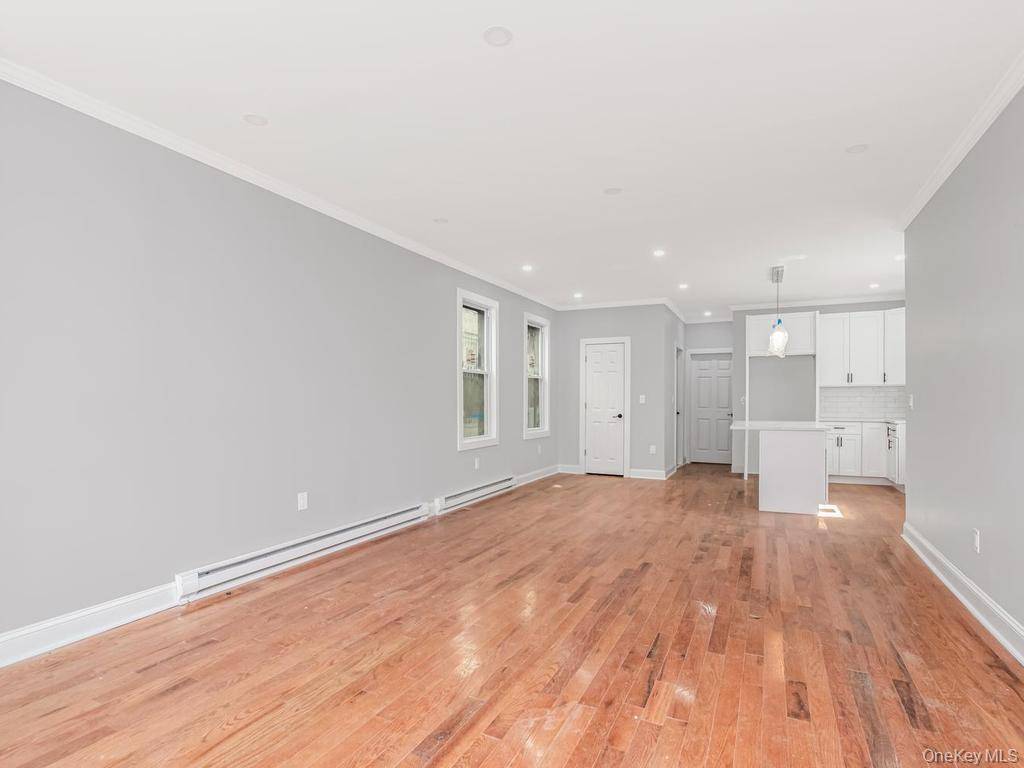 Casa com 4 Quartos à Venda em Bronx - Nova Iorque - EUA - 6