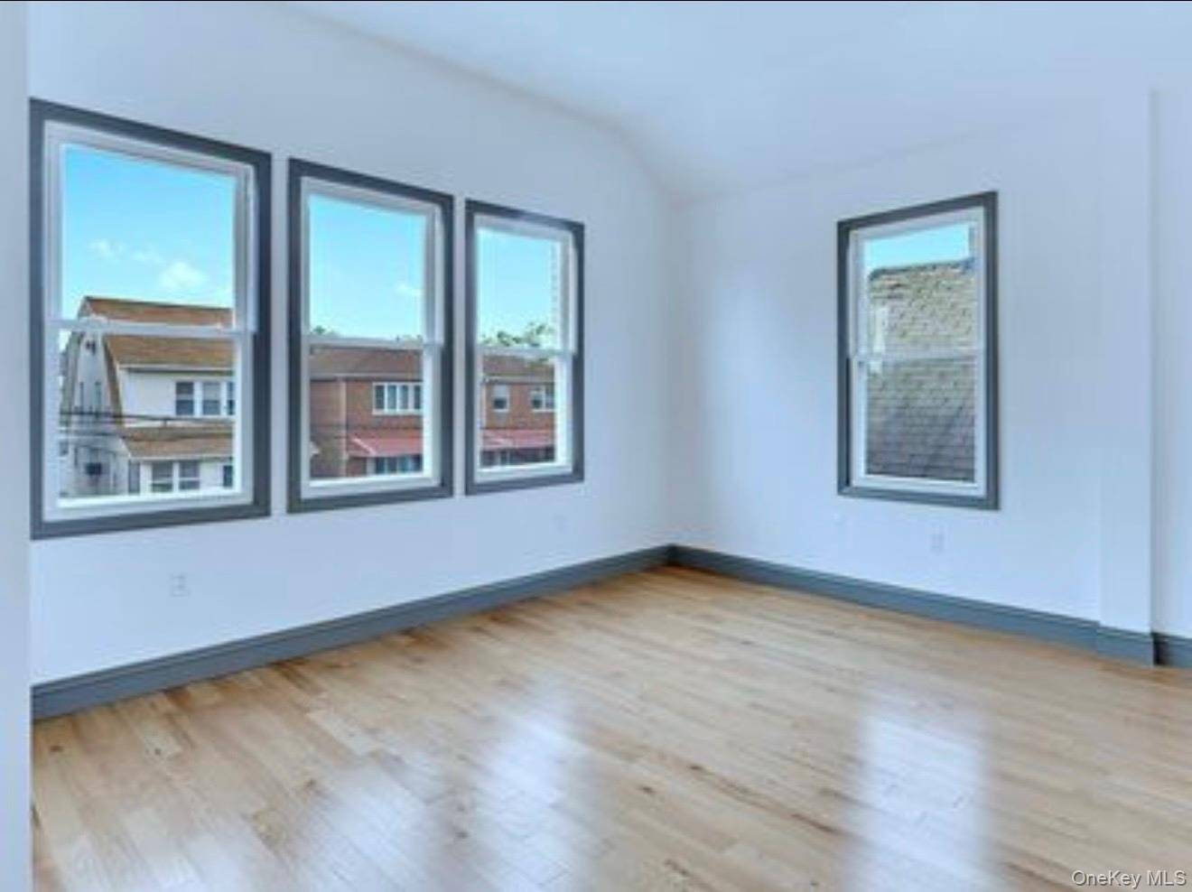 Casa com 4 Quartos à Venda em Bronx - Nova Iorque - EUA - 7