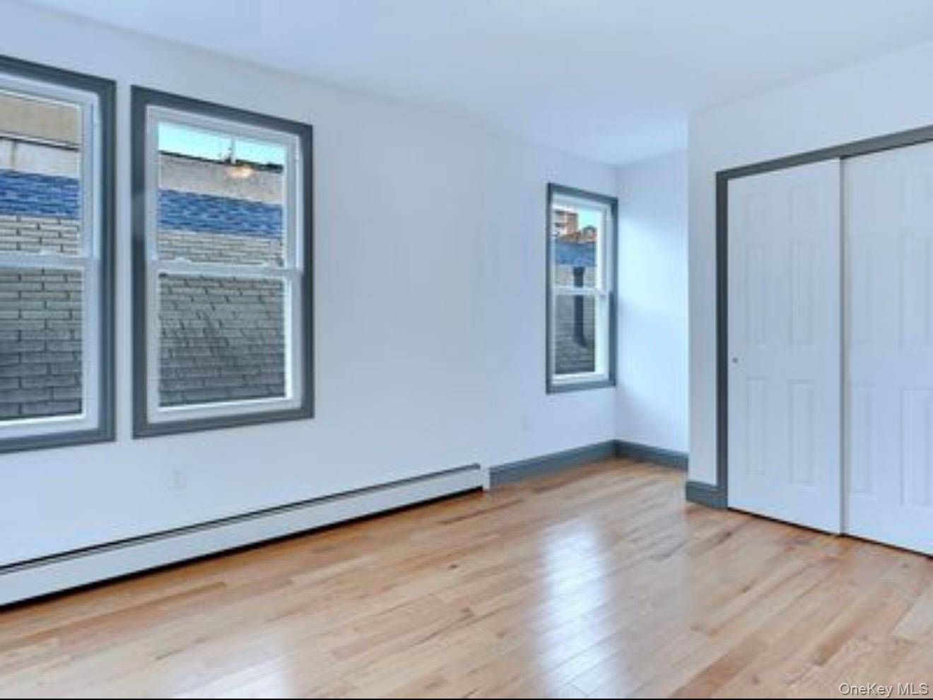 Casa com 4 Quartos à Venda em Bronx - Nova Iorque - EUA - 8