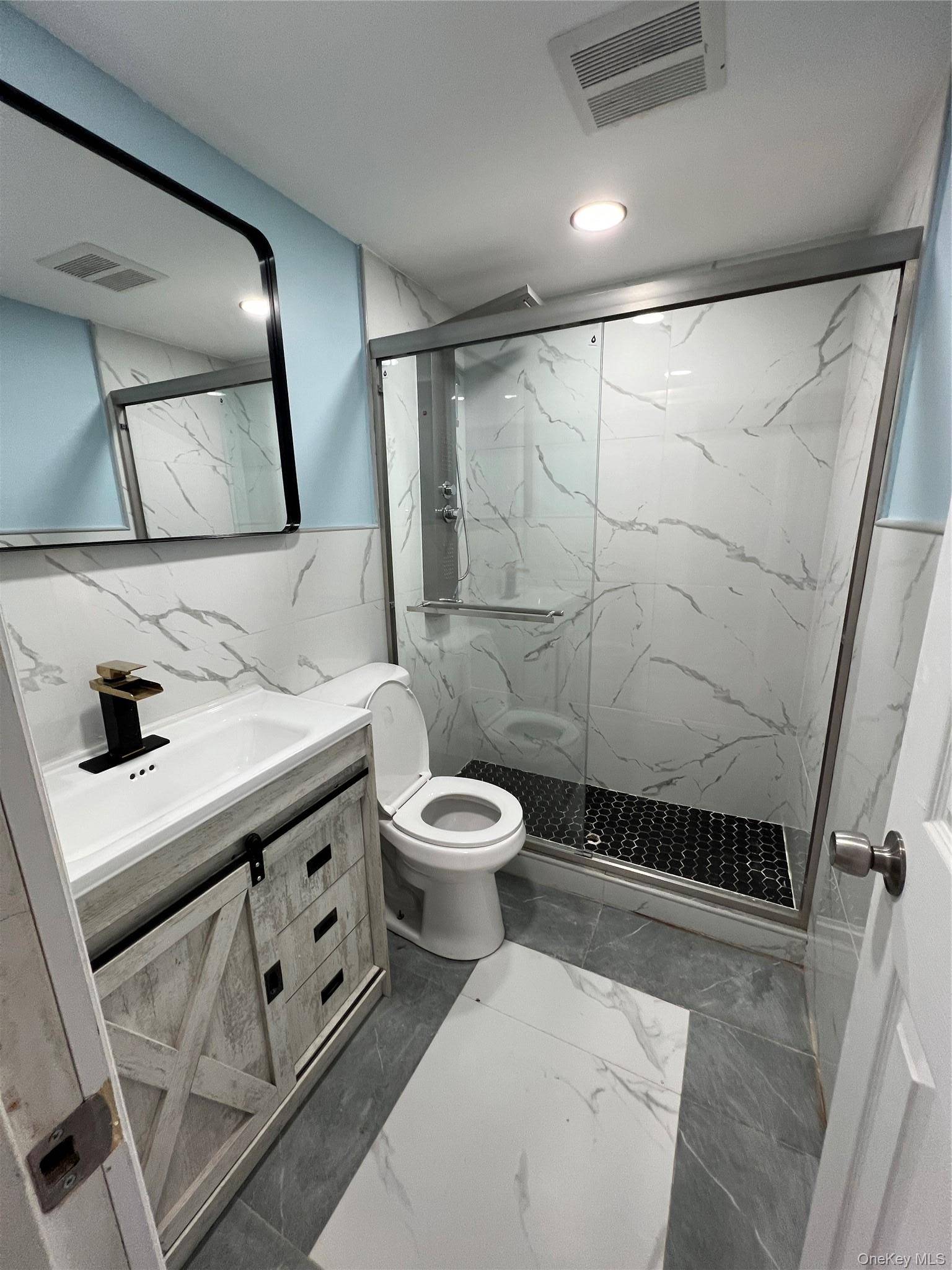 Casa de 4 Dormitorios en Venta en Bronx - Nueva York - EE. UU. - 7