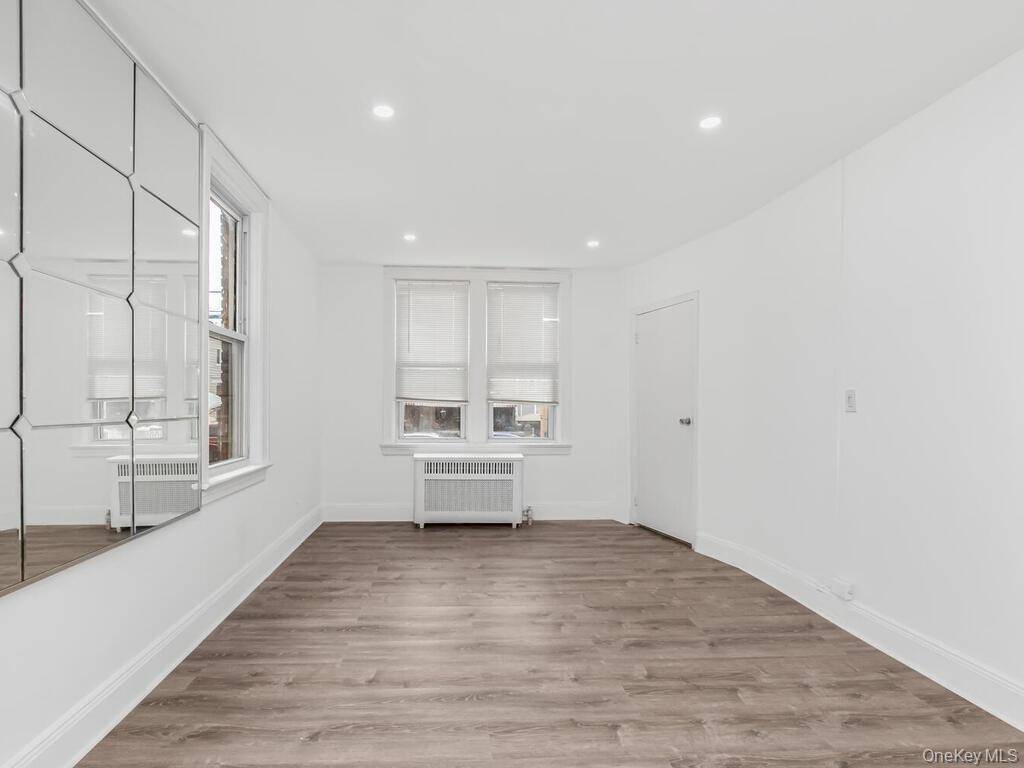 Casa com 4 Quartos à Venda em Bronx - Nova Iorque - EUA - 4