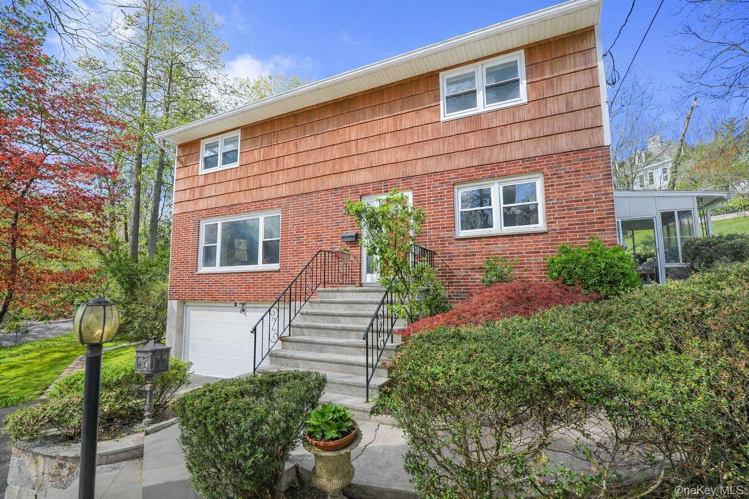 Casa com 4 Quartos à Venda em Bronxville - Nova Iorque - EUA - 1