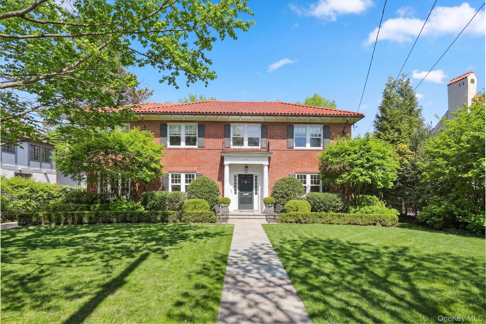 Casa com 4 Quartos à Venda em Bronxville - Nova Iorque - EUA - 1