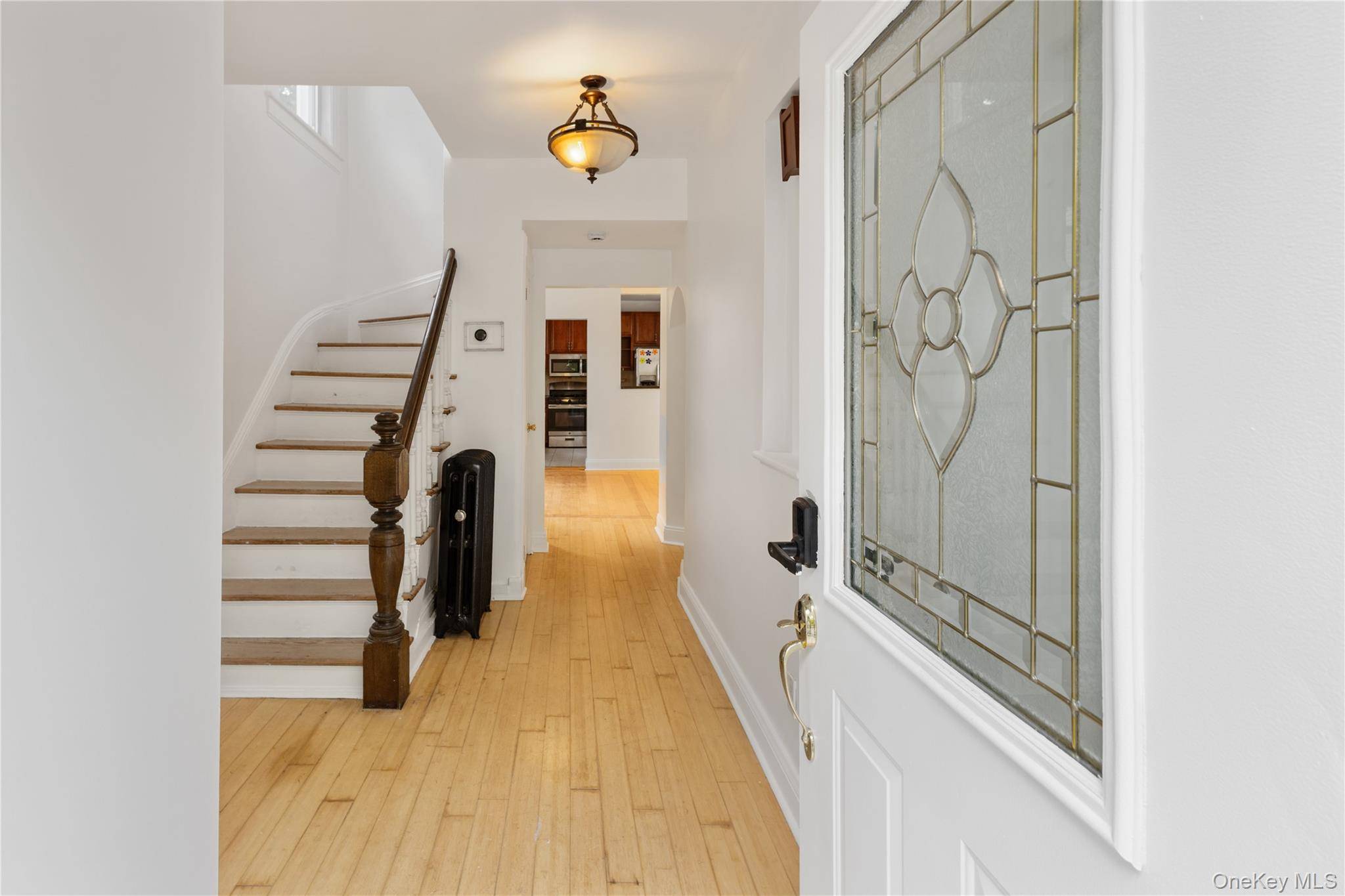 Casa de 4 Dormitorios en Venta en Bronxville - Nueva York - EE. UU. - 1