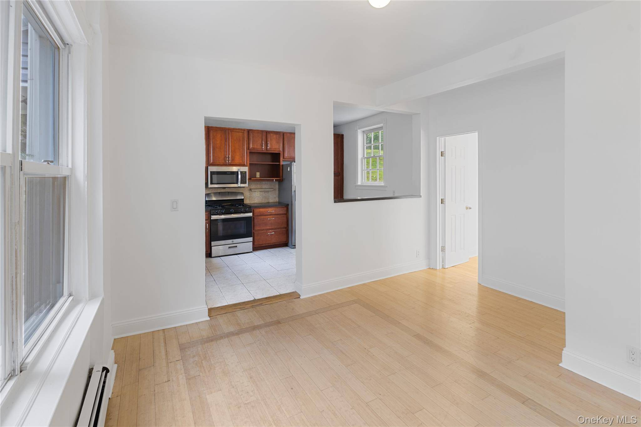 Casa de 4 Dormitorios en Venta en Bronxville - Nueva York - EE. UU. - 3