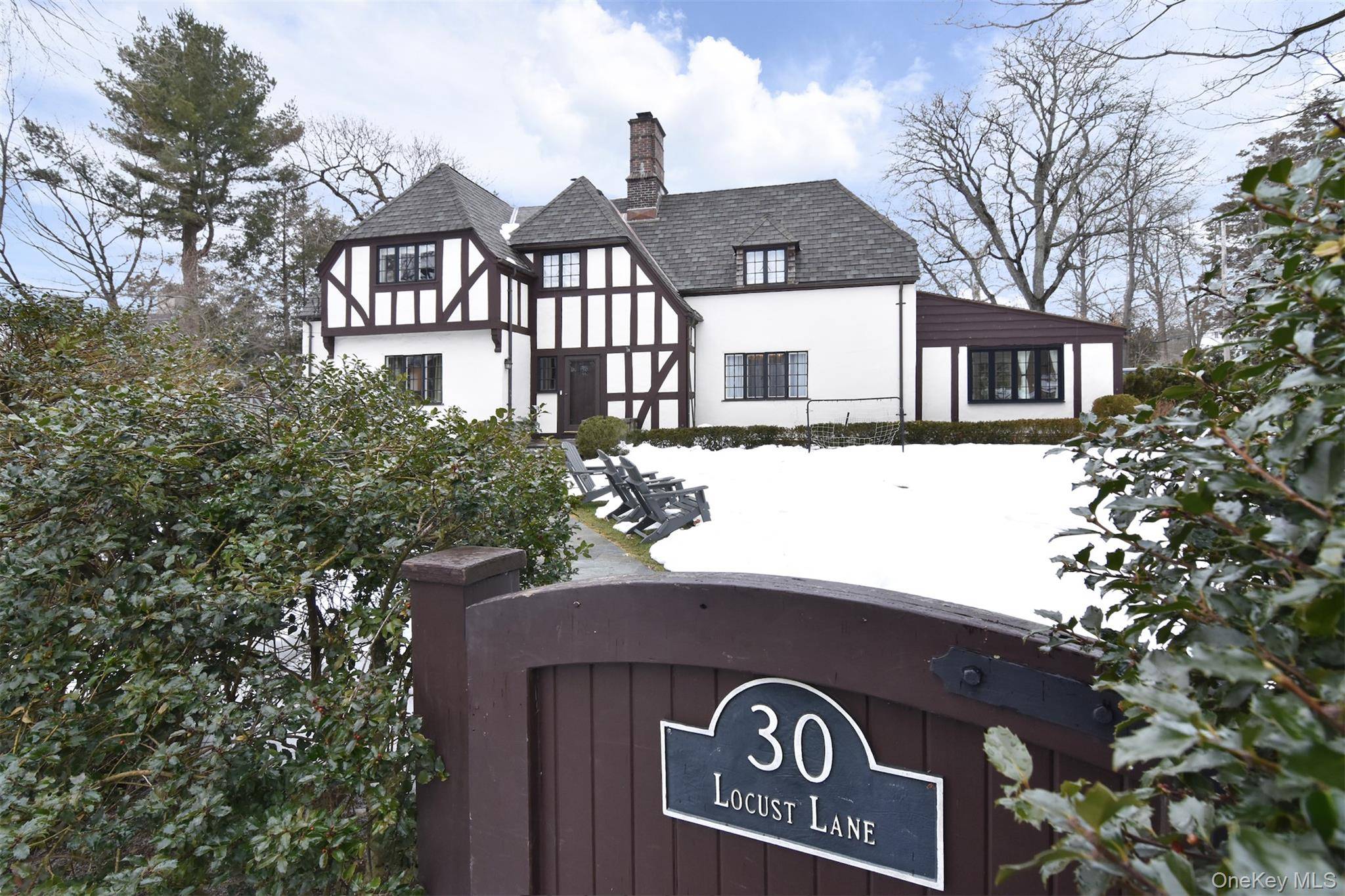 Casa de 4 Dormitorios en Venta en Bronxville - Nueva York - EE. UU. - 1